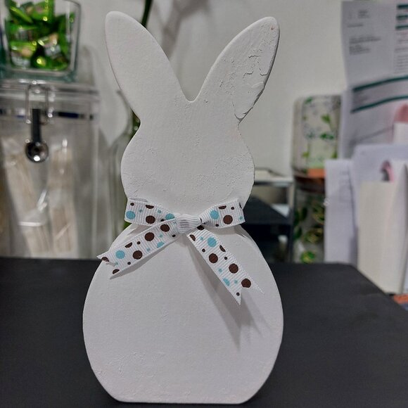 Cute Rabbit Easter Decor With Cute BOW - Picture 1 of 9